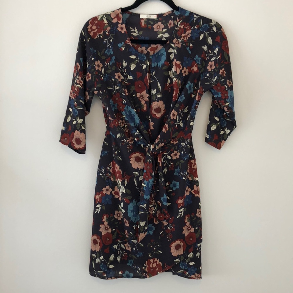 Floral dress with quarter sleeves